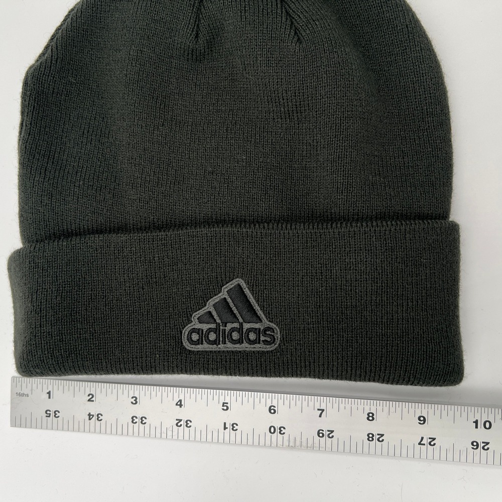 Toronto Maple Leafs Beanie Hat Pom Knit Adidas NHL Black‎ Winter Cap - Picture 3 of 5